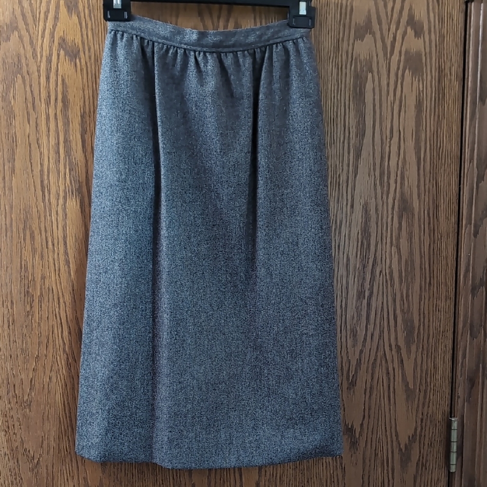 Elegant Gray Women's Skirt